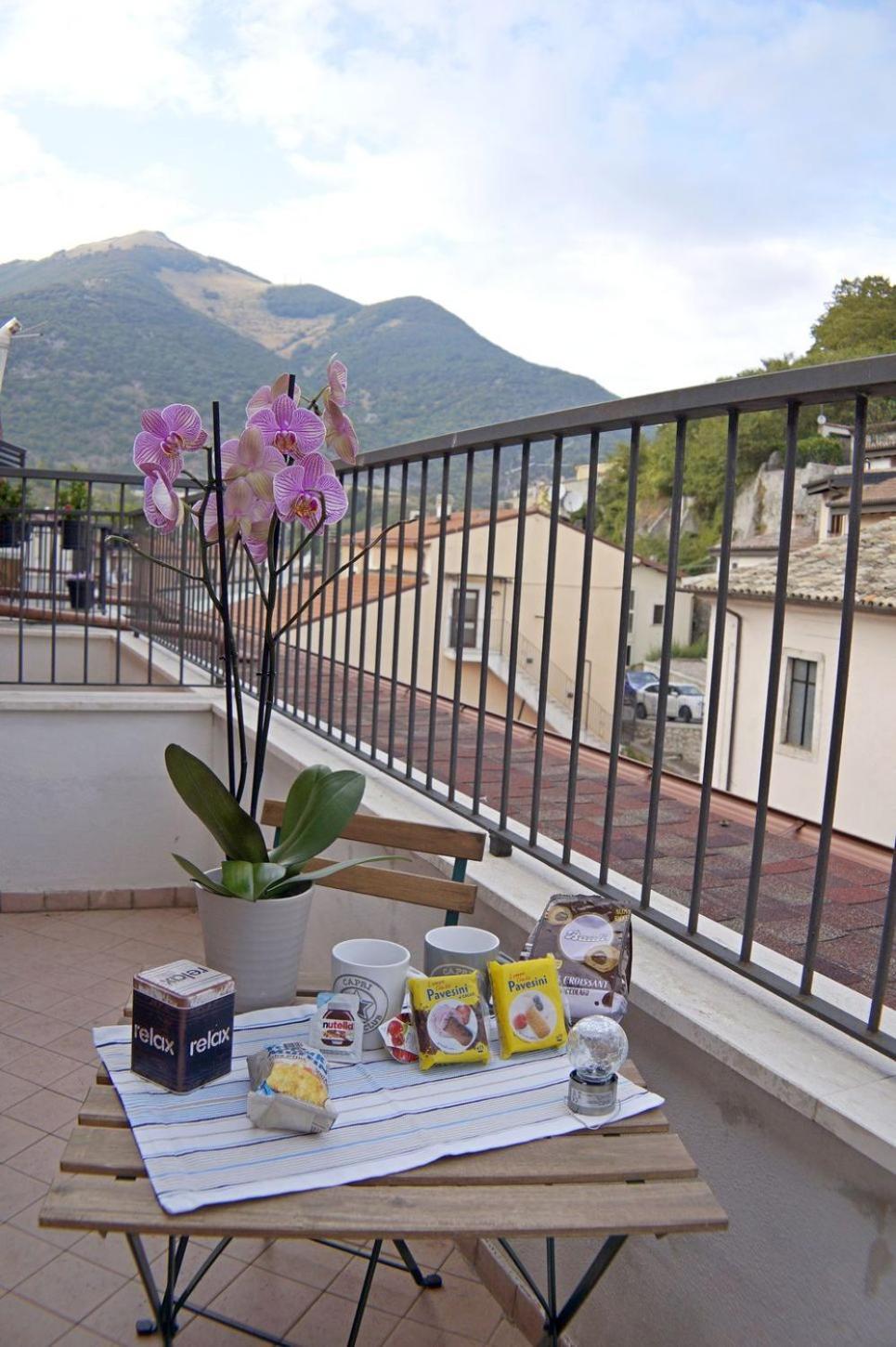 Casa Vacanze Donna Lucia Castel Di Sangro Exterior photo